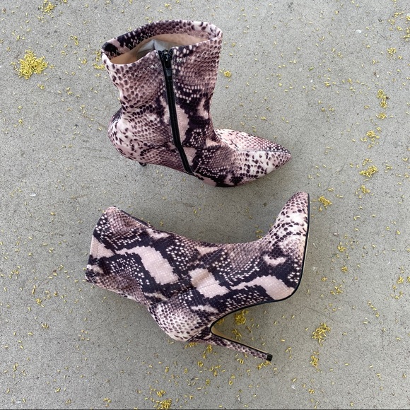 Snake Print Pointed Toe High Heel Zipper Midi Boots - Picture 7 of 8